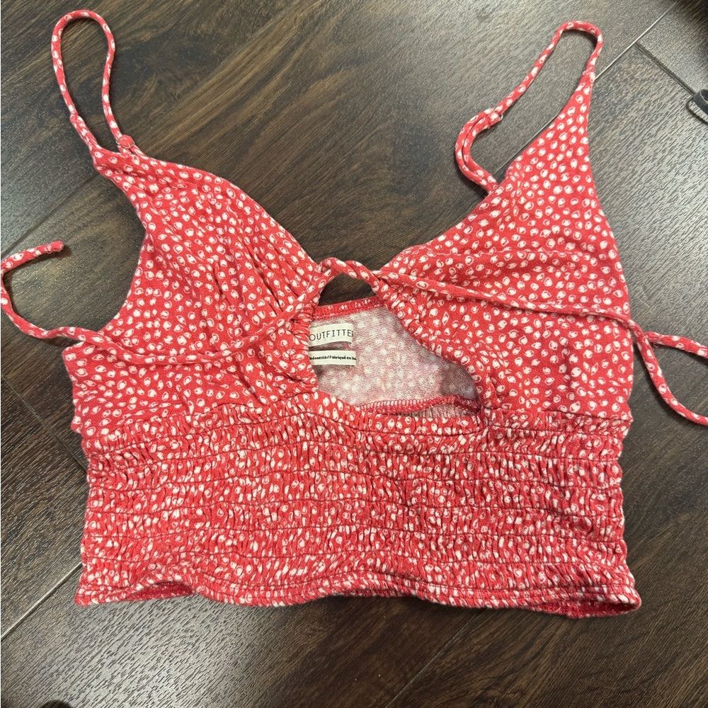 Urban Outfitters Red and‎ White Floral Crop Top